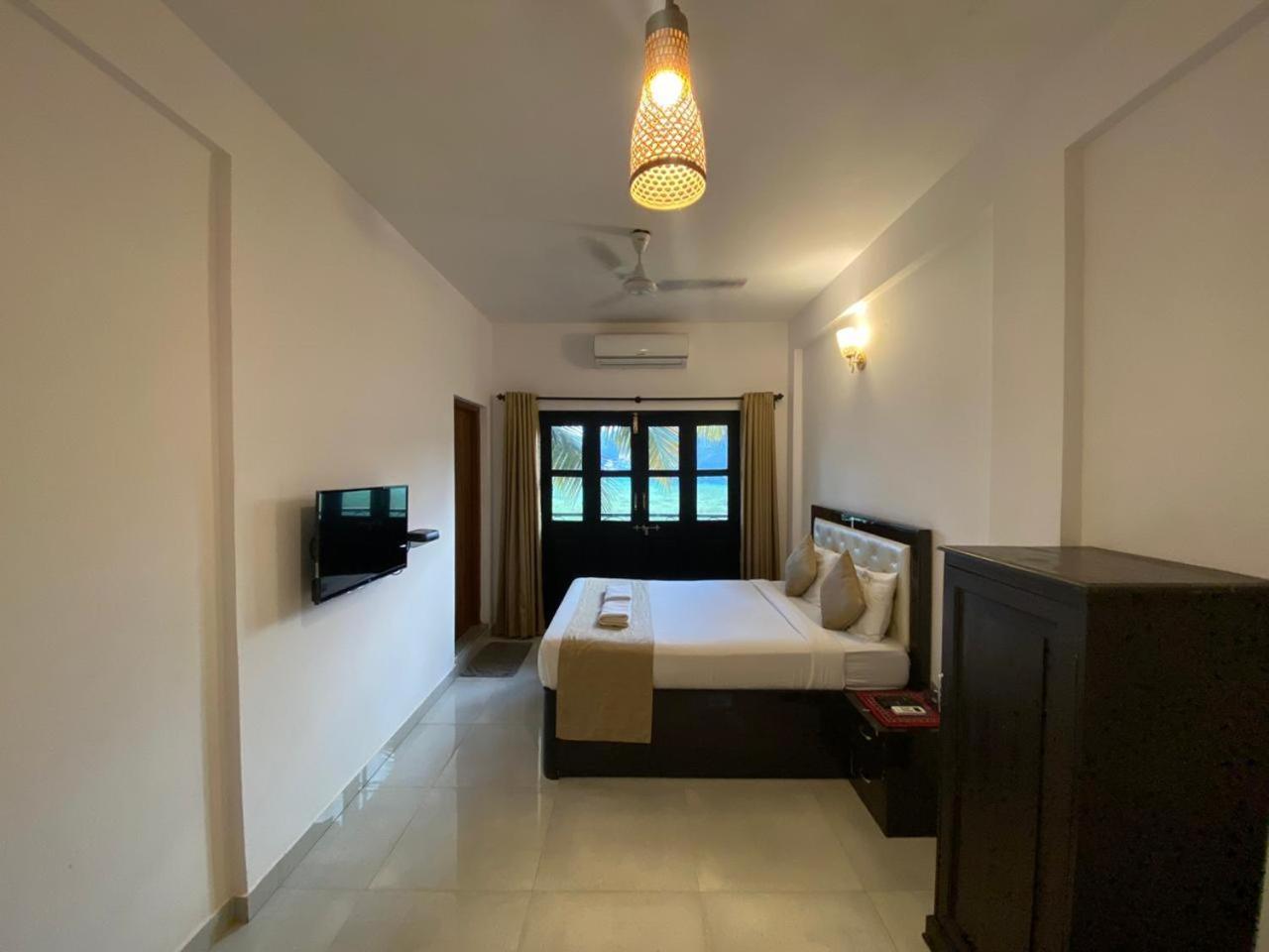 Green Field View Hotel Candolim Exterior foto